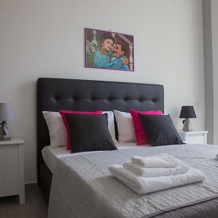 Vesuvius Luxury Suites Napoli Bagian luar foto