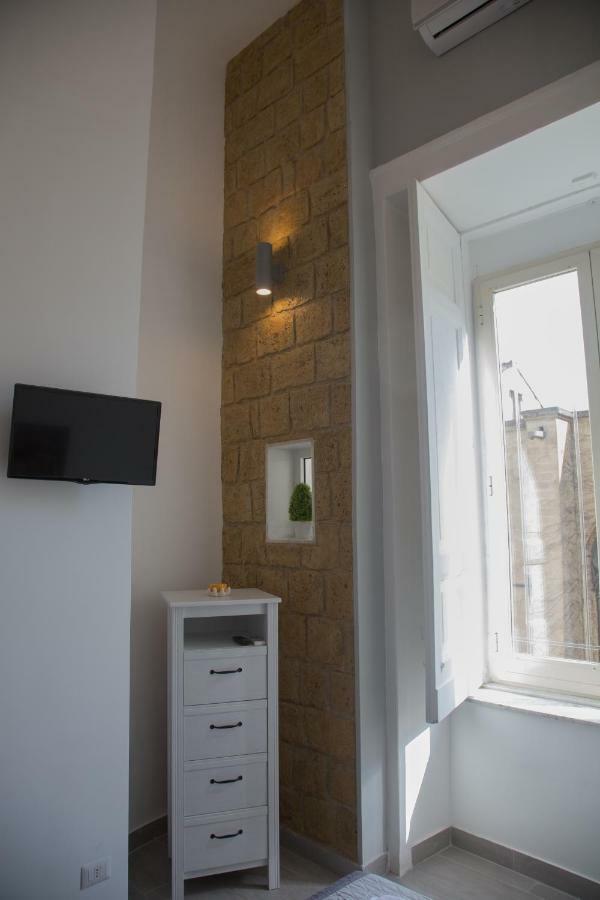 Vesuvius Luxury Suites Napoli Bagian luar foto