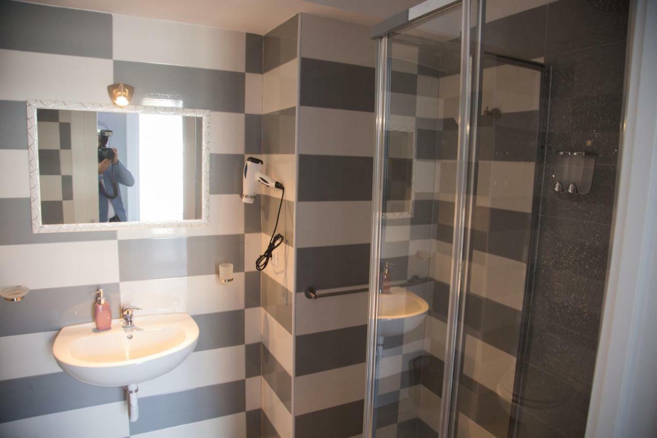 Vesuvius Luxury Suites Napoli Bagian luar foto